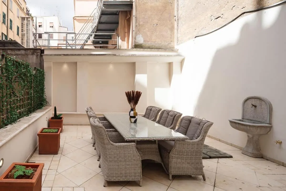 Via Vespasiano Private Apartment Rome