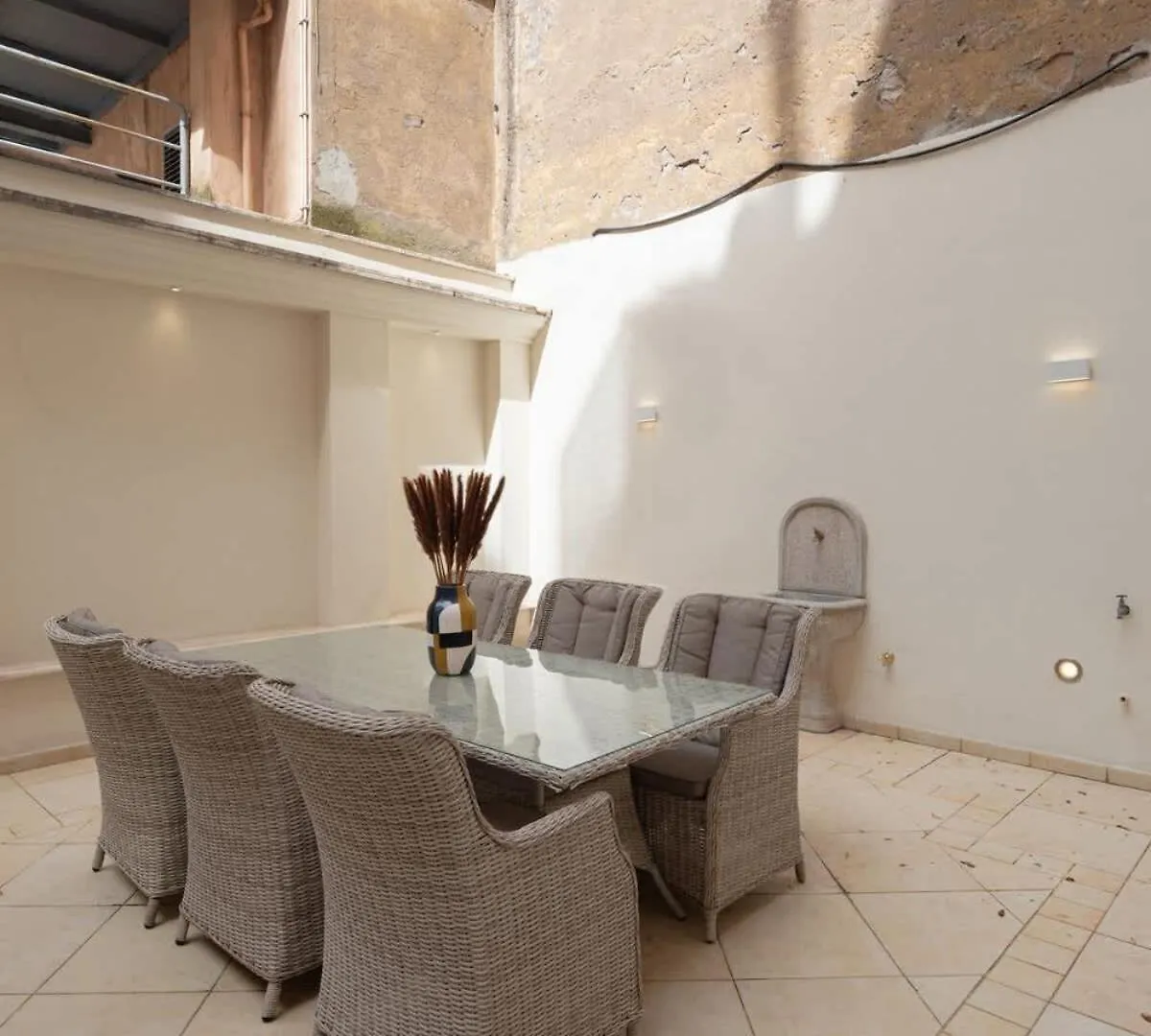 Via Vespasiano Private Apartment Rome